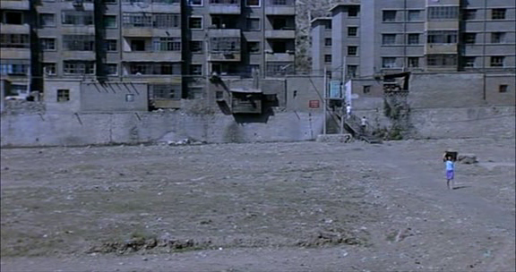 任逍遙,2002